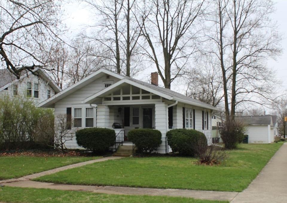2nd image of 2125 W Main St