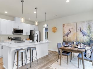 23809 55th Ave W #2E, Mountlake Terrace, WA 98043