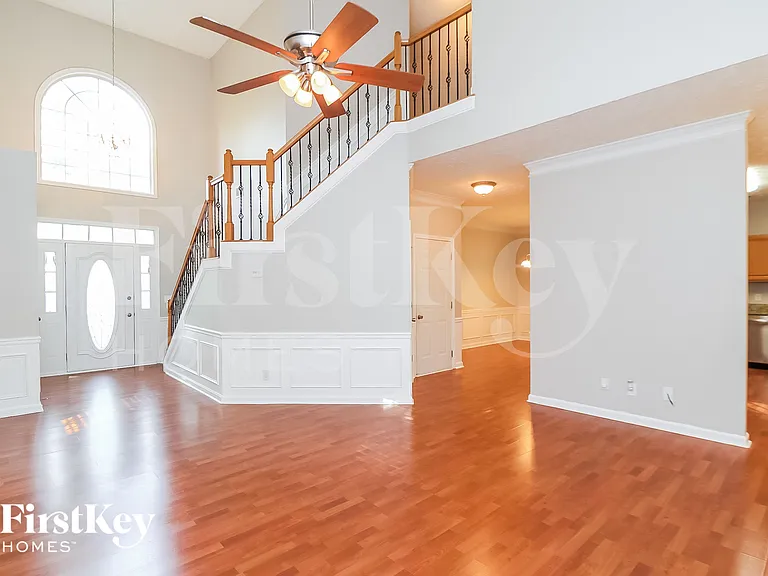 115 Weatherstone Dr — Photo 4