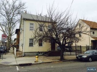 56-58 Rome St, Newark, NJ 07105
