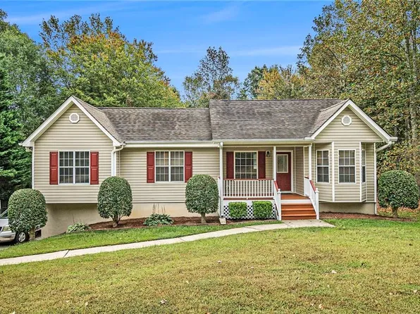 33 Little Doe Ln, Jasper, GA 30143