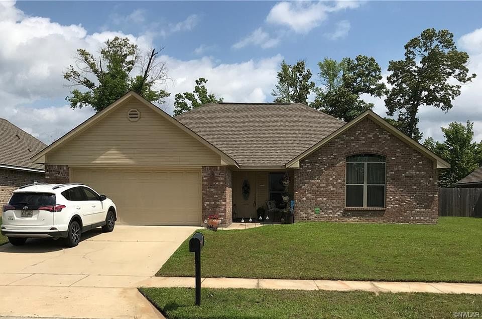 1st image of 208 Southern Creek Cir
