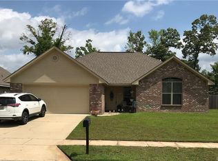 208 Southern Creek Cir, Haughton, LA 71037