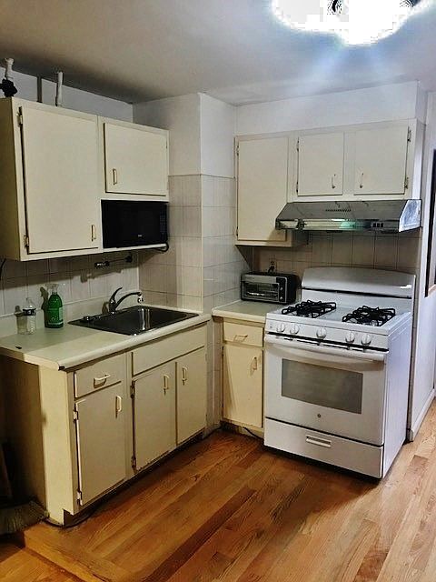 1st image of 517 E 12th St #3A
