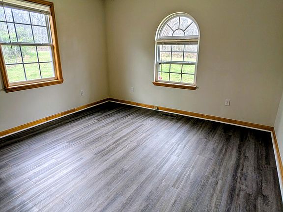 4th image of 7403 Primm Springs Rd