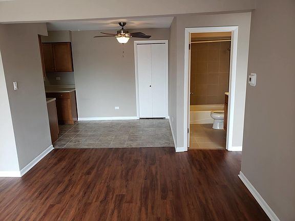 5th image of 17544 71st Ave APT 302