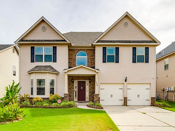 3rd image of 132 Windstone Dr