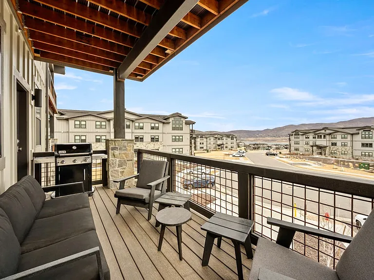 1166 W Helling Cir #204 — Photo 16