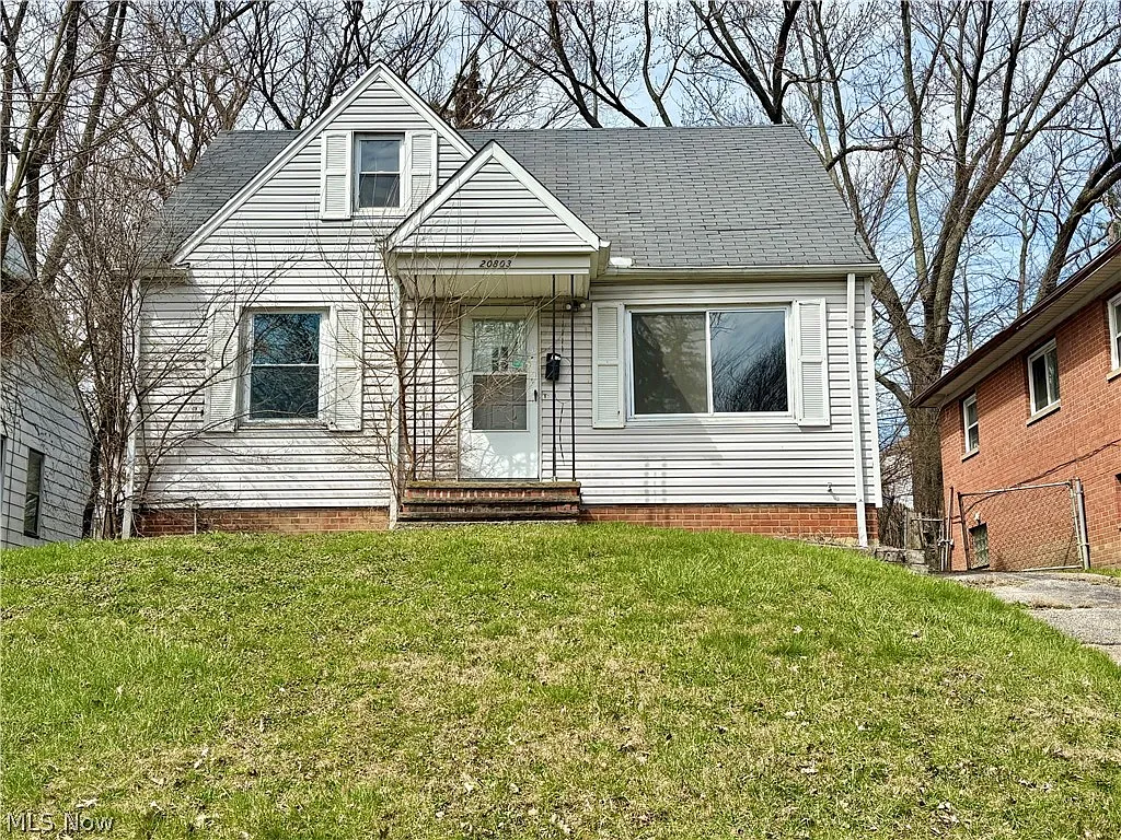 20803 Kenyon Dr photo 1