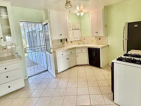 5th image of 4151 Manchester Pl