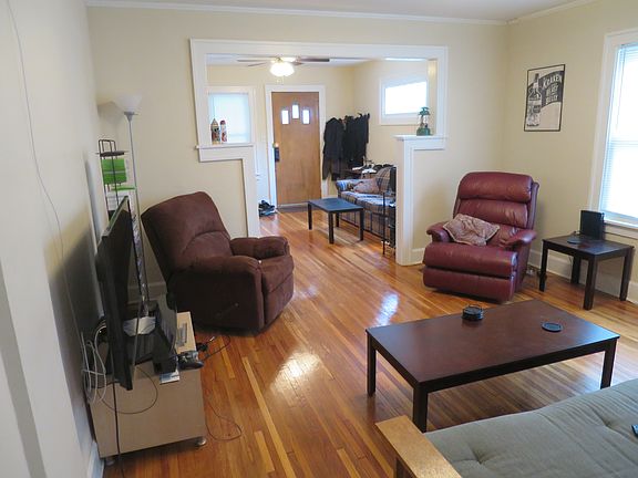4th image of 2813-2815 Indianola Ave