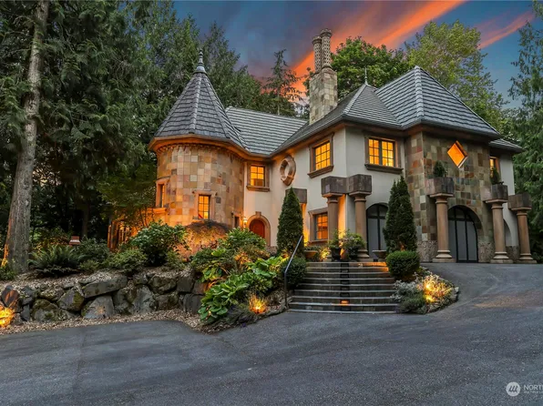 12825 Issaquah Hobart Road SE, Issaquah, WA 98027