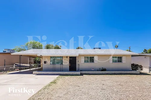 1233 W 16th St Photo 1 1233 W 16th St Photo 1