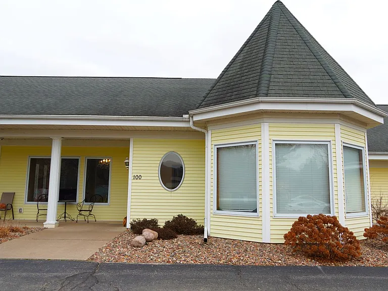 100 Bothne Dr — Photo 21