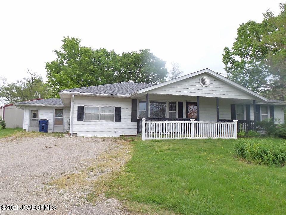 1st image of 1221 Eagan Ln