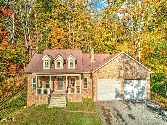 2nd image of 321 W Bullrun Valley Dr