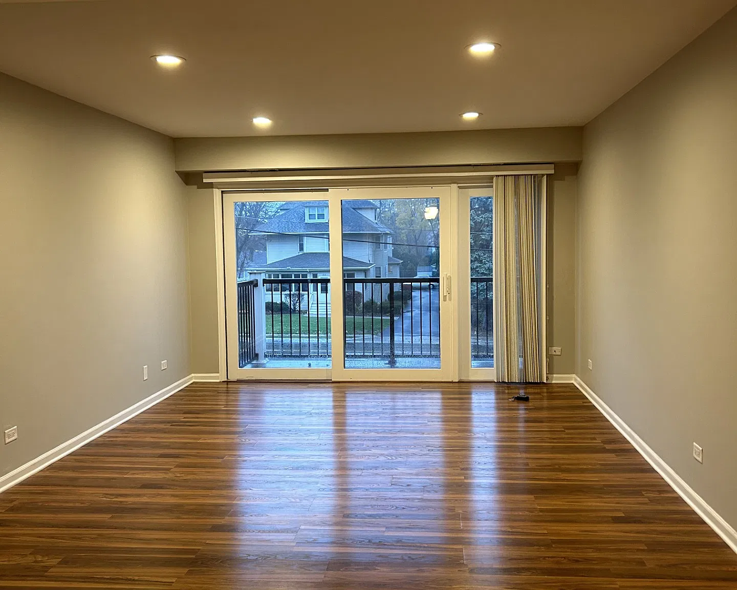 207 W Park Ave — Photo 2