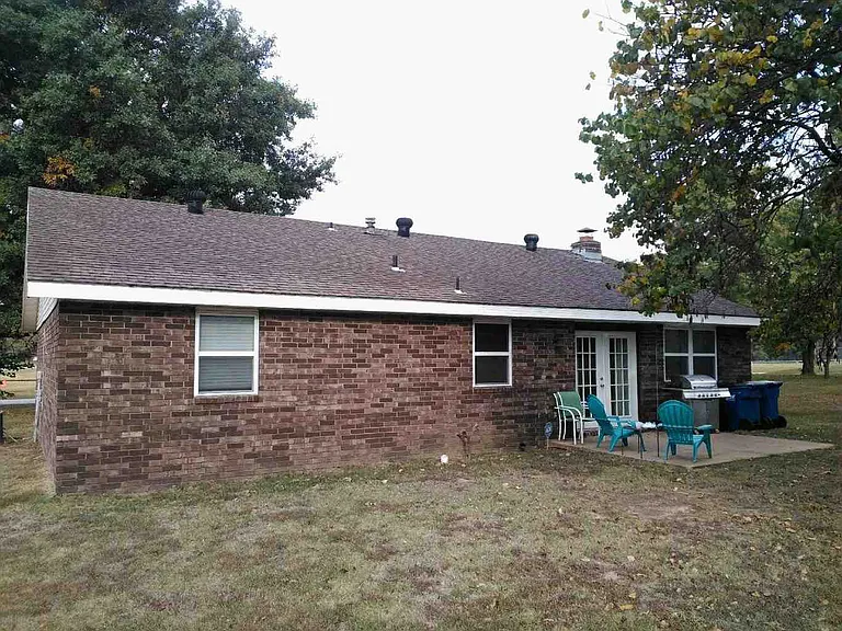 1101 Watertower Rd — Photo 17