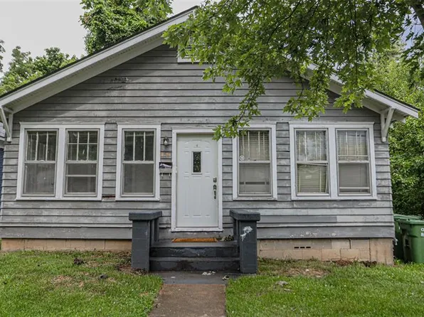 302 N Walnut St, Rolla, MO 65401