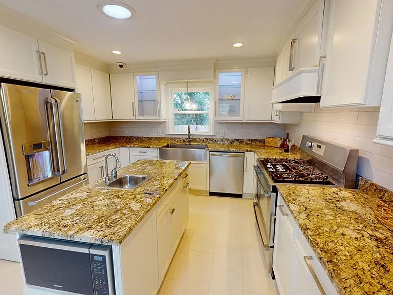 311 Junius St — Photo 10
