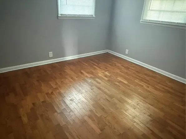 727 W Fannetta St, Dexter, MO 63841