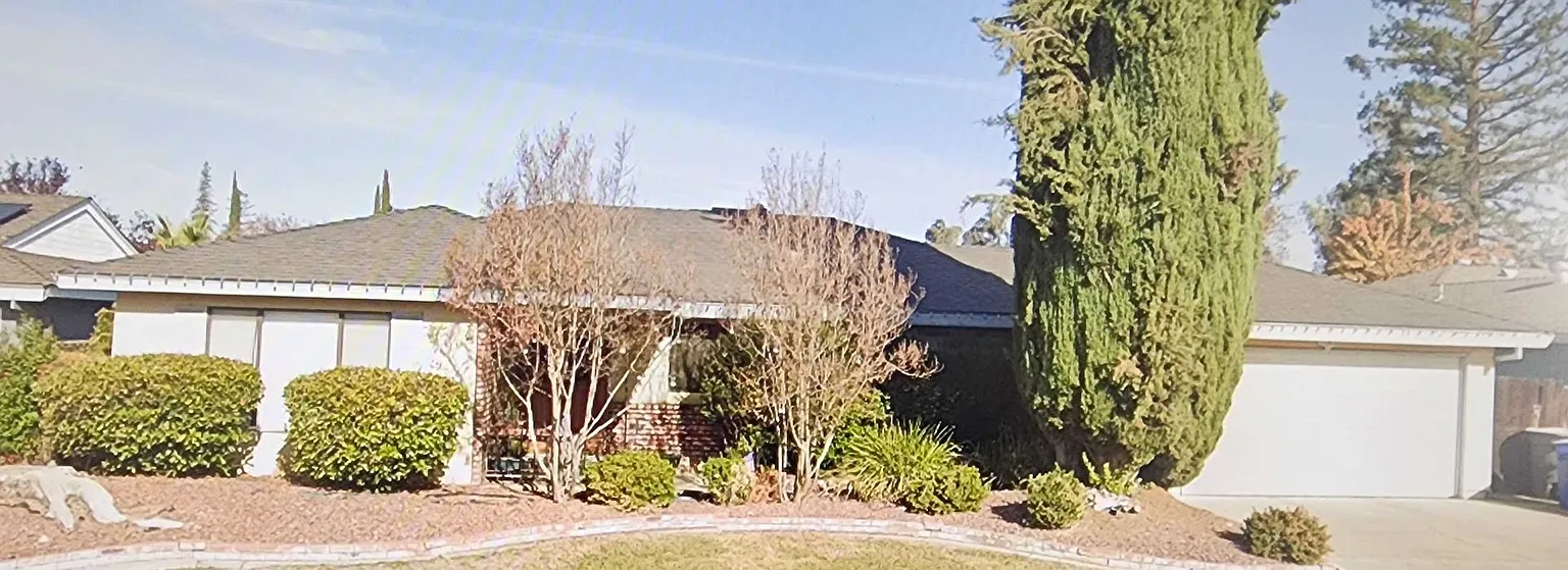 635 Stanford Ct photo 1