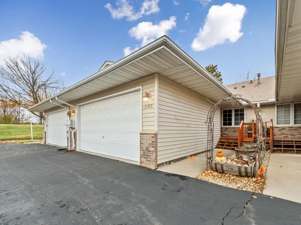 2180 Silver Ln, New Brighton, MN 55112