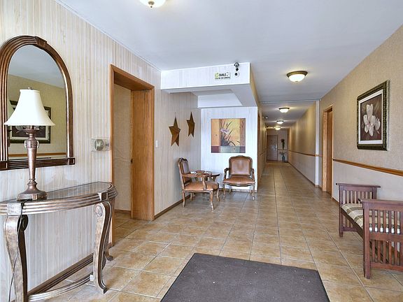 4th image of 7227 W Higgins Ave Unit 102