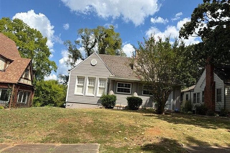 1st image of 1318 45th St