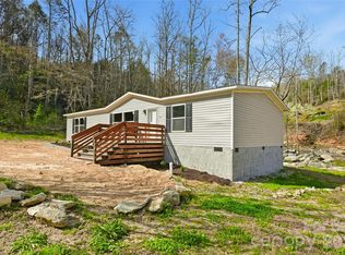 45 Alan Retreat Rd, Hendersonville, NC 28792