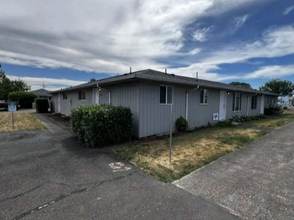 Oak Street Fourplex
