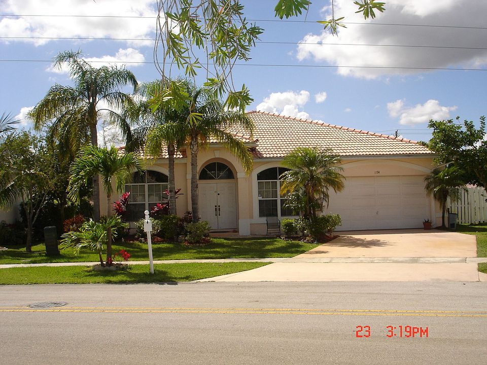 1st image of 1174 NW 183rd Ter