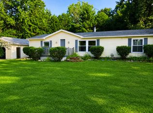 78 W Dague Rd, Sanford, MI 48657