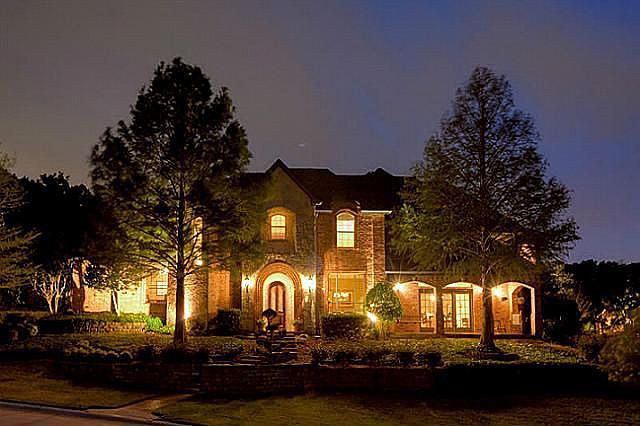 1st image of 3105 Hillside Dr