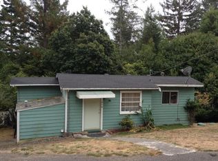 316 Paradise Dr, Fortuna, CA 95540