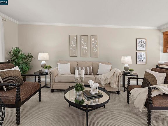 3rd image of 1209 Oakmont Dr APT 6