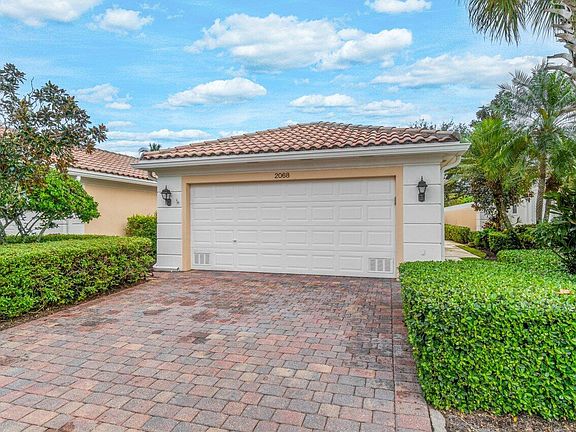 2nd image of 2068 Guadeloupe Drive