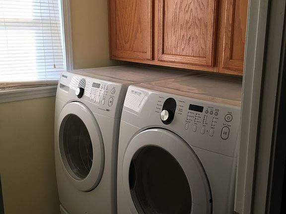 2nd image of 176 Pembroke Ct