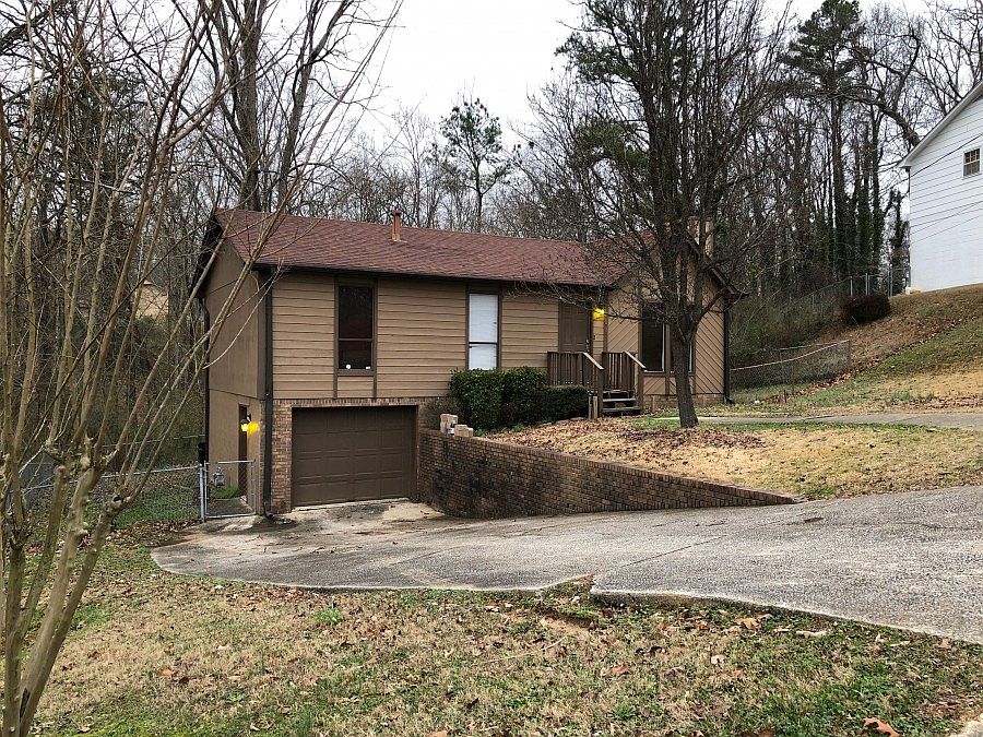 2nd image of 103 Von Dale Dr