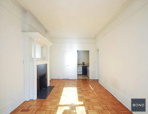 Rented by Bond New York | media 2