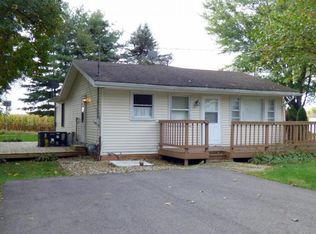 43063 Eagle Lake Dr, Paw Paw, MI