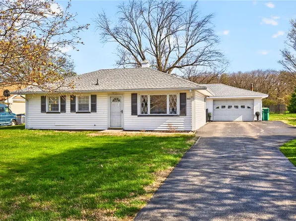 302 Wellington Rd, Webster, NY 14580
