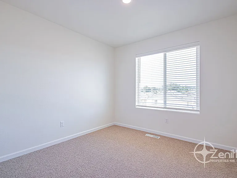 1316 W 15th Ave — Photo 21