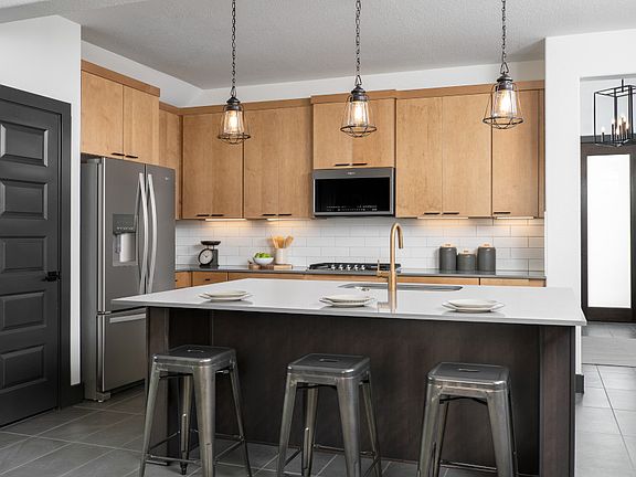 128 Landry Street Elevation Image 3