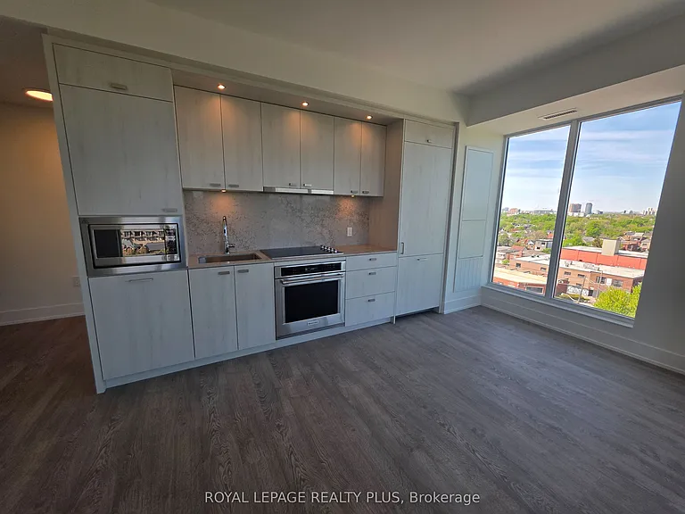 858 Dupont St #805 — Photo 7