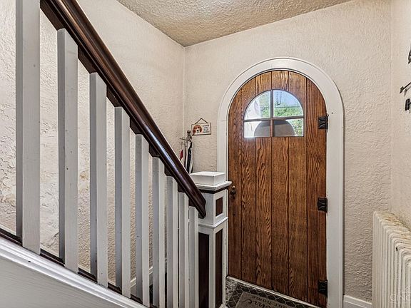 4th image of 25 Shadybrook Dr