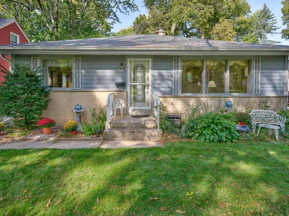 5741 North River Forest DRIVE, Glendale, WI 53209