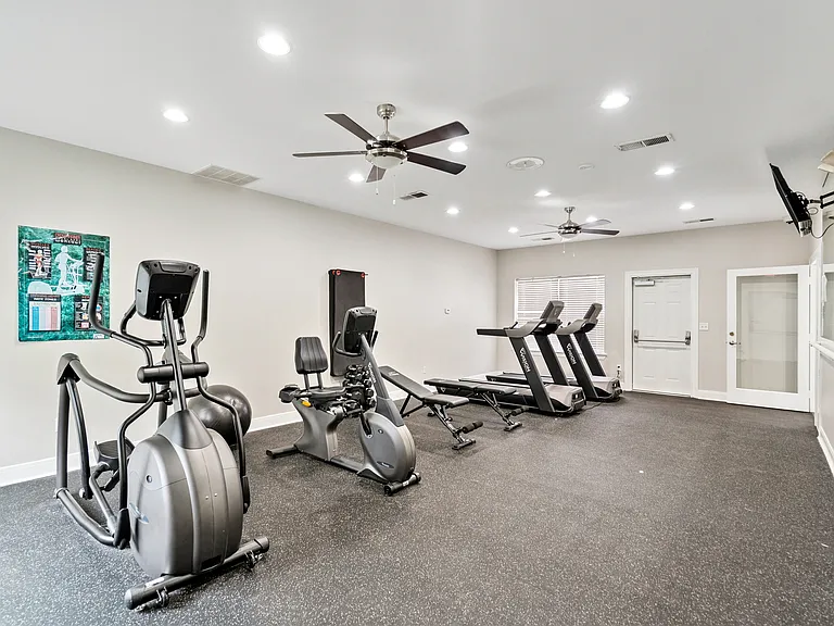 Maple Grove Villas — Photo 24