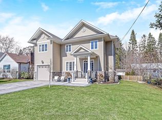 3 Beaver St, Halton Hills, ON L7G 3P4