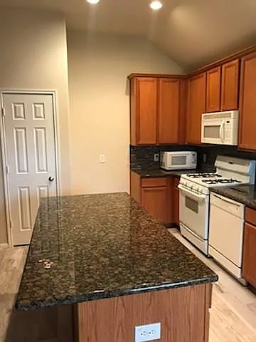 13012 Castlewind Ln — Photo 5